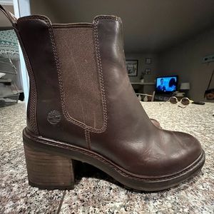 Womens Timberland boot, brown, size 8
